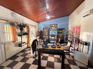 Casa · 186m² · 4 Ambientes · 1 Cochera · Casa en Venta en Rafaela