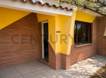 Casa · 158m² · 6 Ambientes · 1 Cochera · Gran Casa 3 Dorm. Para Reciclar en Venta, 500 m² de Terreno – Ameghino Sur