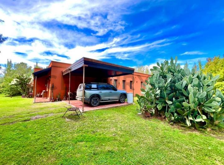 Casa · 237m² · 4 Ambientes · 2 Cocheras