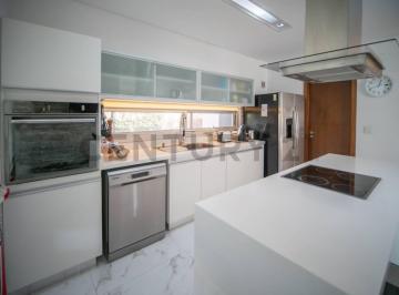 Casa · 300m² · 3 Dormitorios · 2 Cocheras · Country Lomas de City Bell Casa en Venta