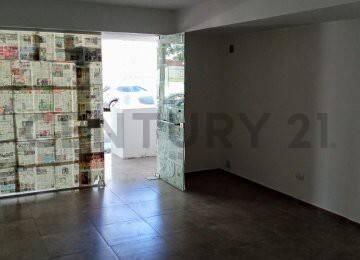 Local comercial · 55m² · 3 Ambientes · Local Comercial en Alquiler