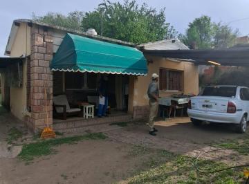 Casa de 2 ambientes, Villa Icho Cruz · Casa a Restaurar 2 Ambientes y Amplio Patio. Dueño Directo