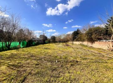 Terreno · 1050m² · Venta Lote 1050 Mtrs2 del Viso Pilar Parquizado con Escritura