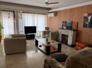 Departamento · 162m² · 6 Ambientes · 1 Cochera · Departamento en Venta