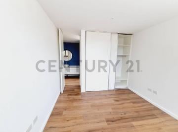 Casa · 250m² · 5 Ambientes · 1 Cochera · Casa en Grand Bell II