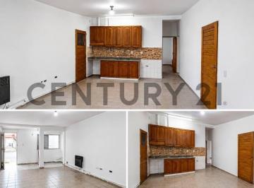 Casa · 153m² · 3 Dormitorios · 2 Cocheras · Casa B° Jardín Ferroviario - Junín. 3 Dorm