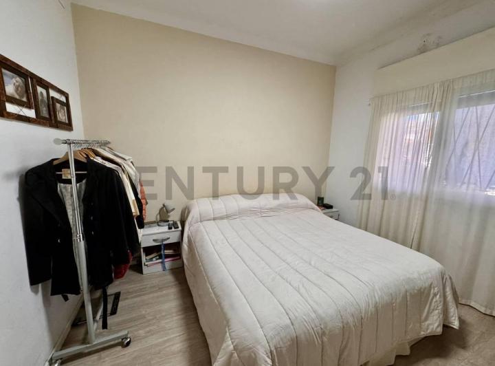 Casa · 145m² · 4 Ambientes · 1 Cochera