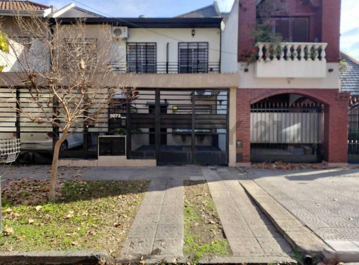 Casa · 84m² · 4 Ambientes · 1 Cochera