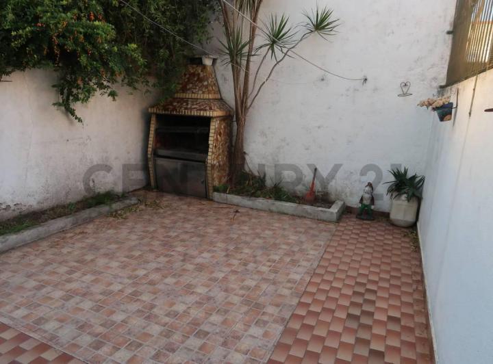 Casa · 92m² · 3 Ambientes · 1 Cochera