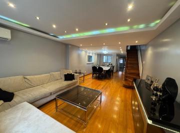 Departamento · 164m² · 4 Ambientes · 1 Cochera · Acepta Permuta Venta Duplex 4 Ambientes con Dependencia en Palermo Chico con Coc