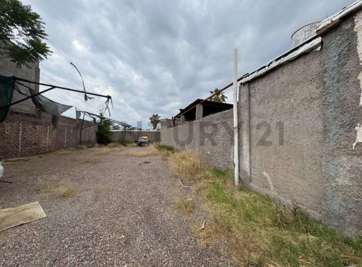 Terreno · 390m²