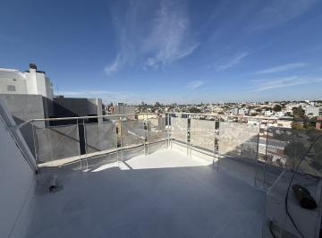 Departamento · 90m² · 4 Ambientes · Departamento Duplex 2 Dor con Terraza y Espectacular Living con Vista