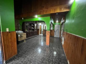 Casa · 126m² · 5 Ambientes · 2 Cocheras · Venta de Casa de 5 Ambientes en Guernica