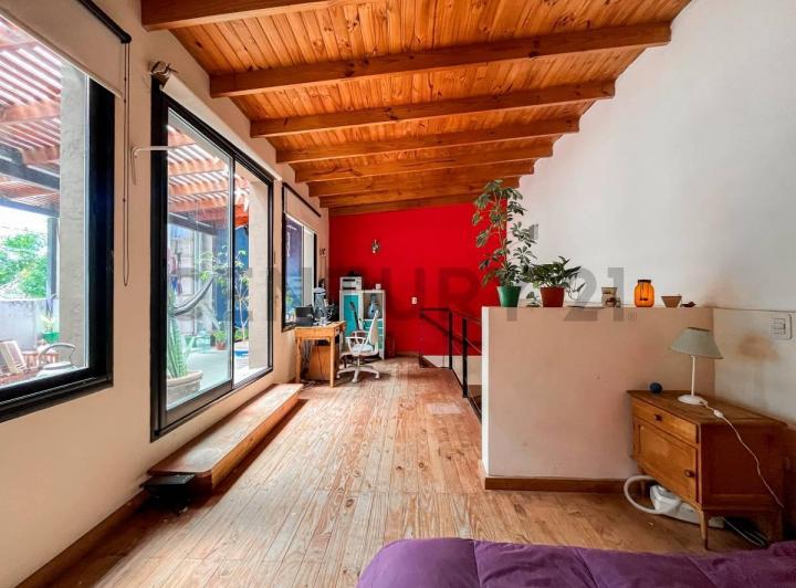 Casa · 137m² · 3 Ambientes · 1 Cochera