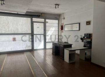 Local comercial · 100m² · 5 Ambientes · Venta Local Comercial en Planta Baja