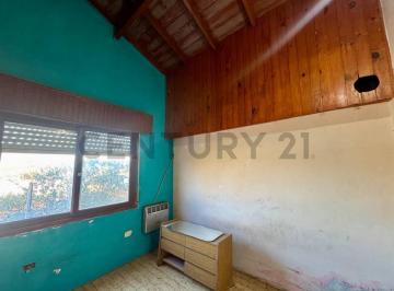 Casa · 149m² · 3 Ambientes · 1 Cochera · Local Comercial con Vivienda 2 Dorm. y Garage Santa Teresita