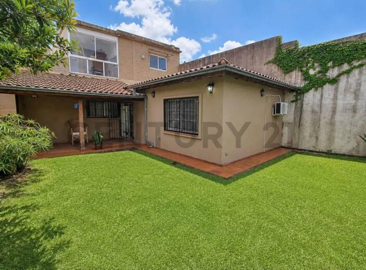 Casa · 141m² · 3 Ambientes · 1 Cochera