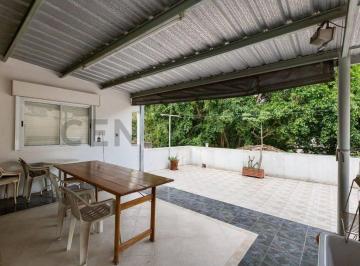 PH · 48m² · 3 Ambientes · Venta PH 3 Ambientes Caseros Permuta