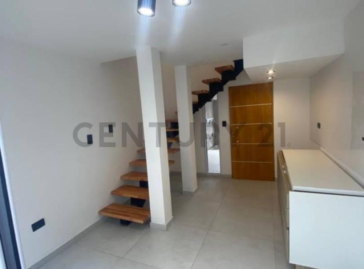 Casa · 66m² · 3 Ambientes · 1 Cochera