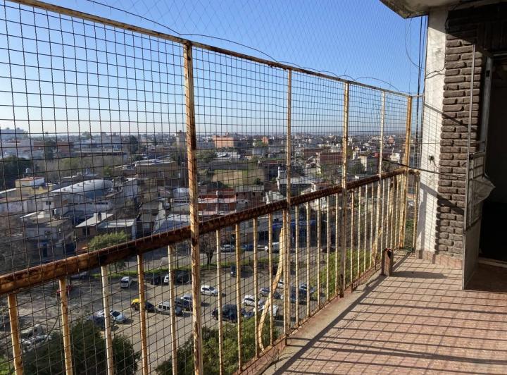 Departamento · 80m² · 4 Ambientes · 1 Cochera