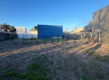 Bodega-Galpón · 126m² · Galpón Sobre Lote de 337 m² en Villa Elvira