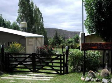 Casa · 150m² · 6 Ambientes · 4 Cocheras · Venta | Complejo Turístico en Potrerillos
