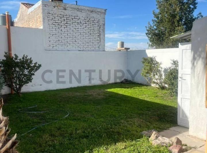 Casa · 147m² · 3 Dormitorios · 2 Cocheras