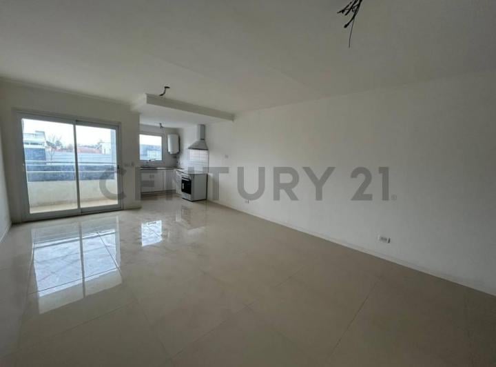 Departamento · 42m² · 2 Ambientes · 1 Cochera