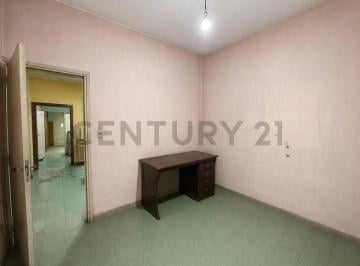 Casa · 132m² · 6 Ambientes · 3 Cocheras · Venta Casa con Local a Refaccionar