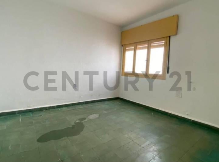 Casa · 132m² · 5 Ambientes · 2 Cocheras