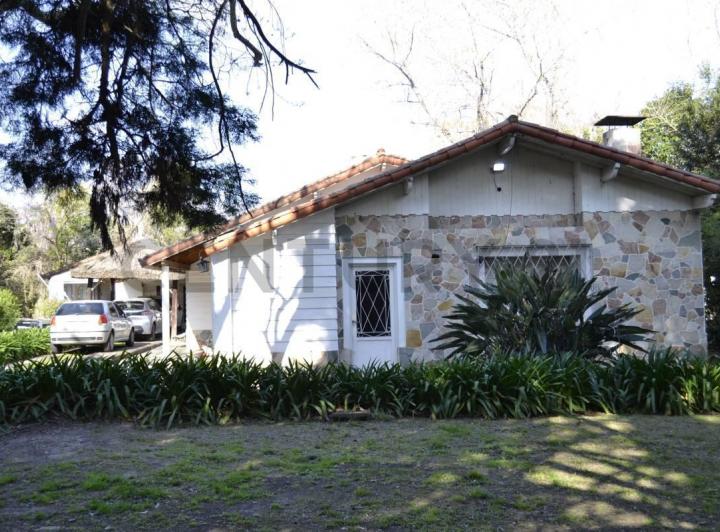 Casa · 120m² · 5 Ambientes · 1 Cochera