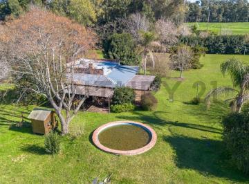Casa · 100m² · 5 Ambientes · 10 Cocheras · Casa en Venta en La Plata Sicardi
