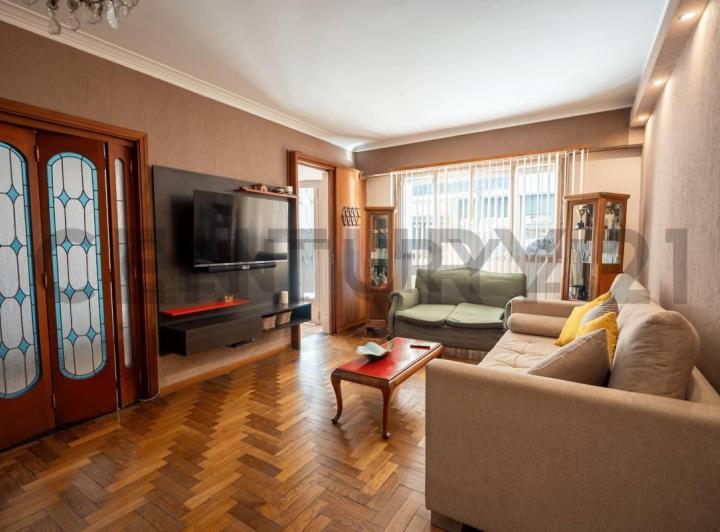 Casa · 172m² · 4 Ambientes · 1 Cochera