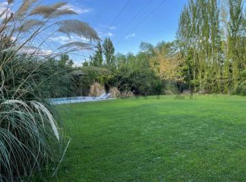 Casa · 296m² · 3 Dormitorios · 2 Cocheras · Casa en Venta - B° Huerto del Sol - La Puntilla