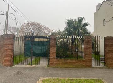 Casa · 67m² · 4 Ambientes · Casa en Venta 40 Esquina 134 N° 1947 San Carlos, La Plata