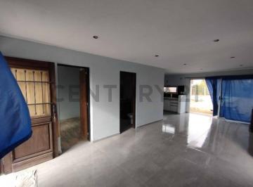 Casa · 60m² · 1 Dormitorio · Casa en Venta Parque Sicardi, Calle 19 Bis E/ 666 y 667