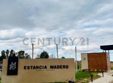 Terreno · 330m² · Venta de Lote en Barrio Privado "Estancia Madero"