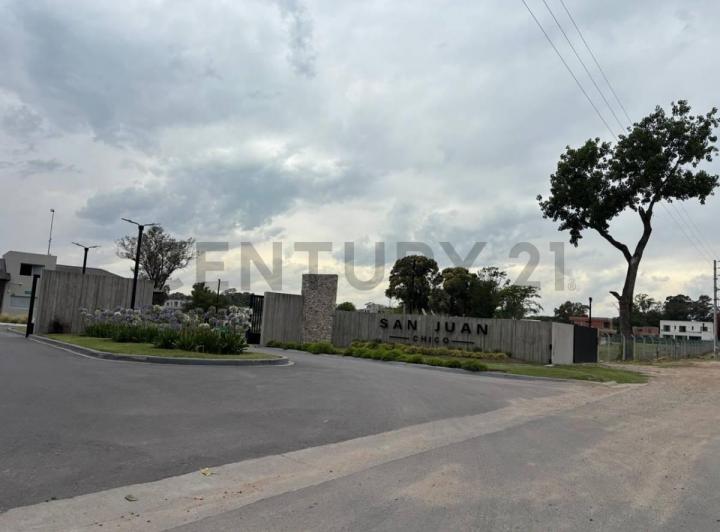 Terreno · 662m²