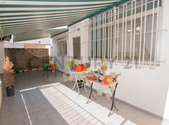 Casa · 90m² · 3 Ambientes · 1 Cochera
