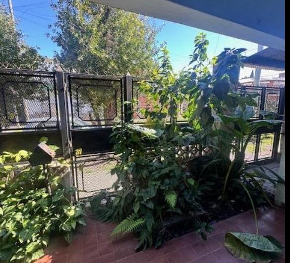 Casa · 65m² · 7 Ambientes · 1 Cochera