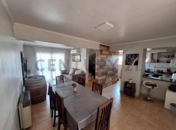 Casa · 98m² · 3 Dormitorios · 1 Cochera · Duplex de 3 Dorm. en Venta - Villanueva Guaymallen