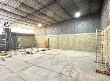 Bodega-Galpón de 6 ambientes Alquiler $ 2.000.000 · Galpón + Oficinas