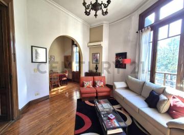 PH · 135m² · 4 Ambientes · PH de Estilo con Terraza Propia - Quincho - Escritorio - 200 m² - Flores Norte
