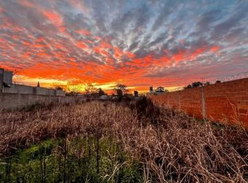 Terreno · 400m² · Venta de Lote 400 m² Villa Luzuriaga, San Justo