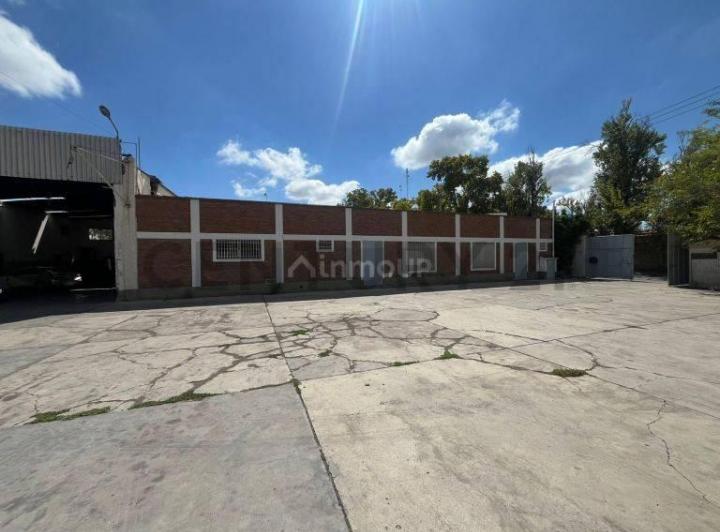 Bodega-Galpón · 5490m²