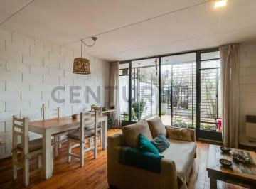 Departamento · 64m² · 3 Ambientes · 1 Cochera · Departamento en Venta – 2 Dorm., Patio y Garage | Tolosa