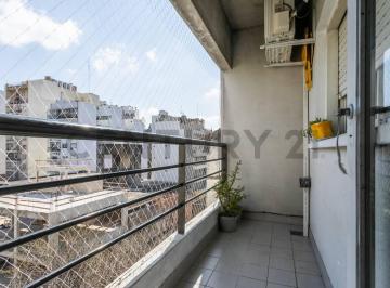 Departamento · 42m² · 2 Ambientes · Venta - Permuta Departamento 2 Ambientes con Balcón - Flores
