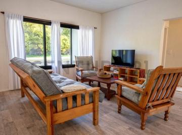 Casa · 134m² · 3 Ambientes · 2 Cocheras · Casa en Venta Punta Médanos 3 Ambientes