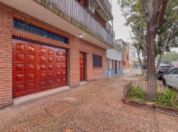 Casa · 180m² · 6 Ambientes · 1 Cochera · Venta Casa 6 Ambientes 4 Dorm. + Cochera + Quincho + Terraza | La Paternal