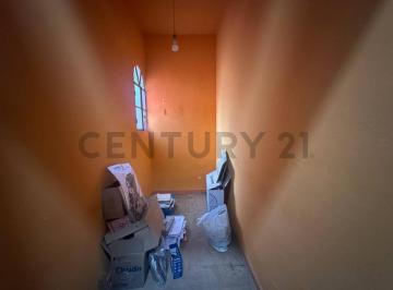 Casa · 147m² · 7 Ambientes · 2 Cocheras · Dos Casas a Reciclar en Block Venta - Santos Lugares, Partido Tres de Febrero
